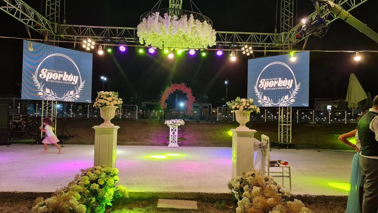 Sporkoey Hotel & Beach Club Darica  Exterior photo